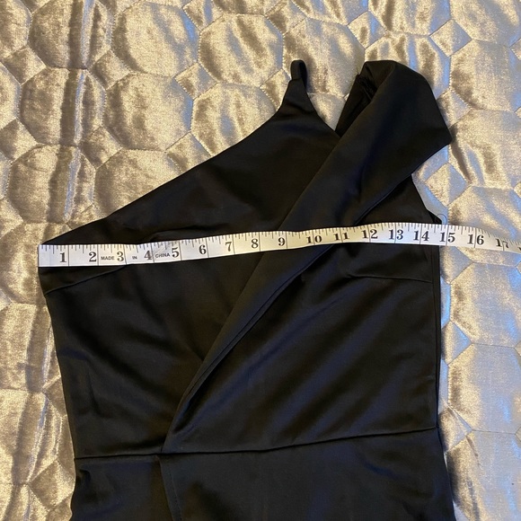 Sexy one shoulder jumpsuit - Picture 7 of 11